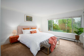 1420 25th Street, West Vancouver - MEDITERRANEAN STYLE DUNDARAVE FAMILY HOME!